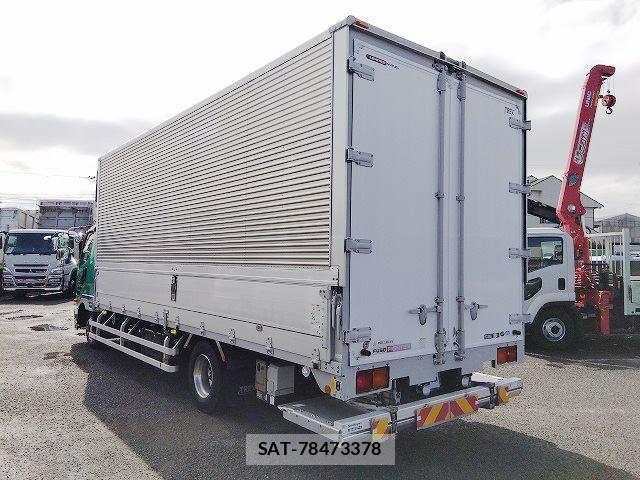Mitsubishi FIGHTER 2016-09 6675931-5