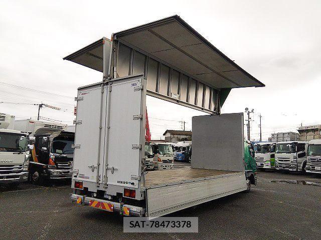 Mitsubishi FIGHTER 2016-09 6675931-7
