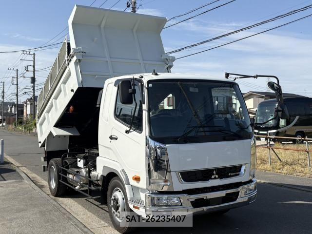 Mitsubishi FIGHTER 2024-04 6675917-1