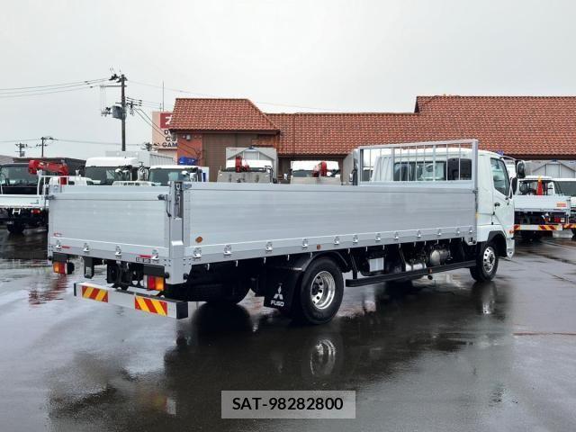 Mitsubishi FIGHTER 2025-07 6675920-2
