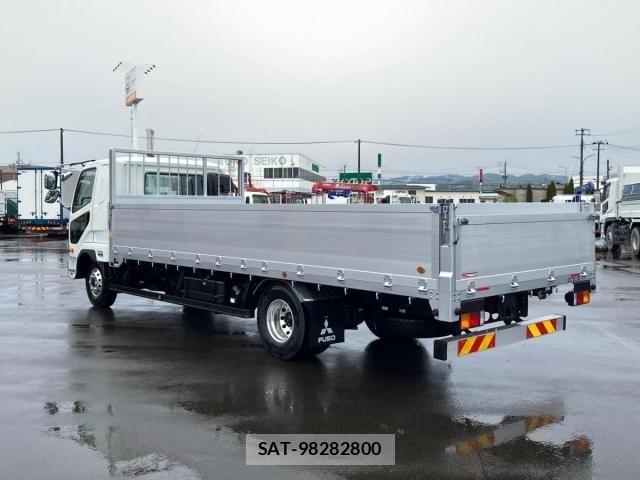 Mitsubishi FIGHTER 2025-07 6675920-3