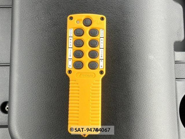 Mitsubishi FIGHTER 2025-11 6675923-18