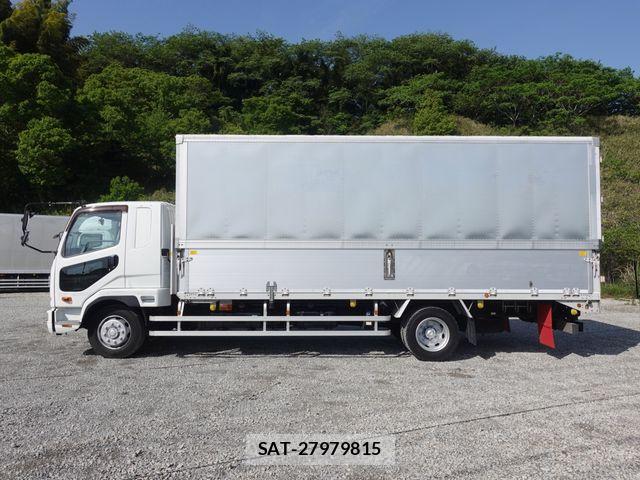 Mitsubishi FIGHTER 2016-03 6675927-6