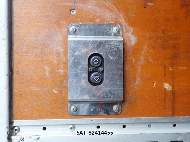 Mitsubishi FIGHTER 2019-02 6675930-13