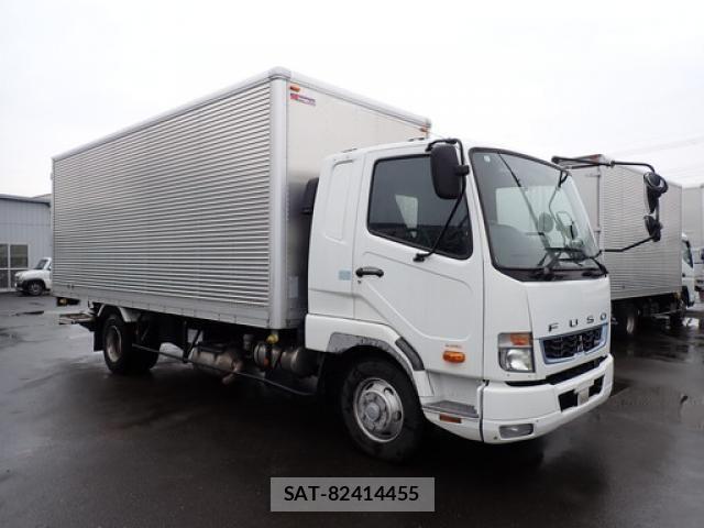 Mitsubishi FIGHTER 2019-02 6675930-2