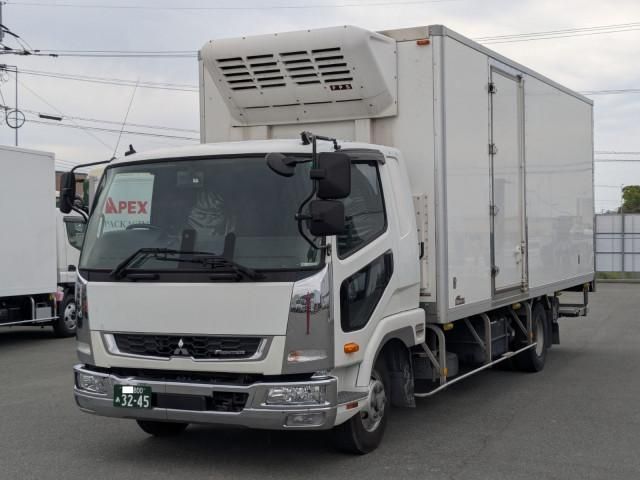 Mitsubishi FIGHTER 2021-02 6689562-0