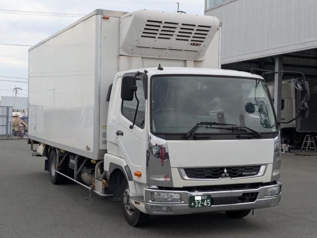 Mitsubishi FIGHTER 2021-02 6689562-1