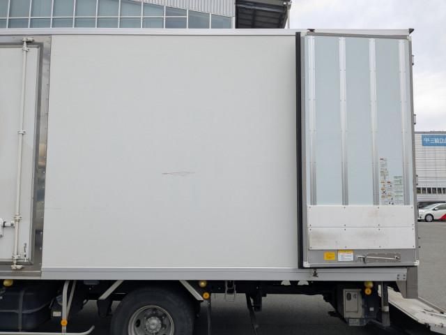 Mitsubishi FIGHTER 2021-02 6689562-8