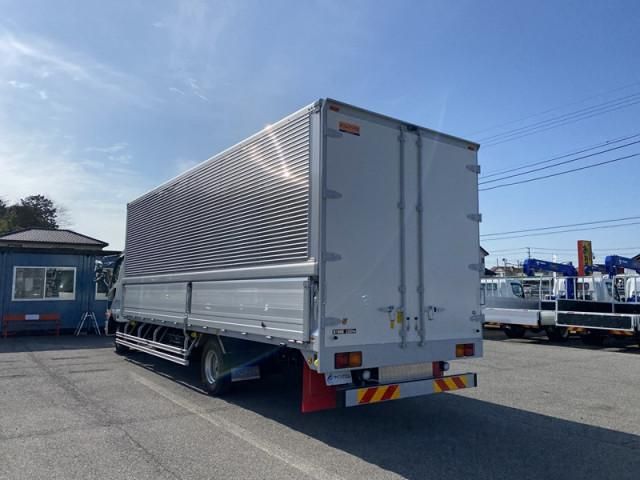 Mitsubishi FIGHTER 2026-02 6689557-8