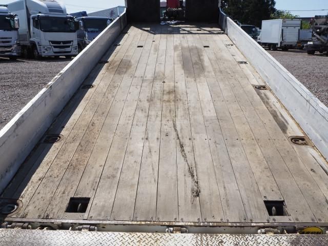 Mitsubishi FIGHTER 2004-10 6689564-9