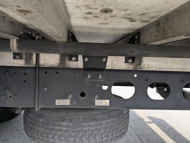 Mitsubishi FIGHTER 2019-02 6689566-9
