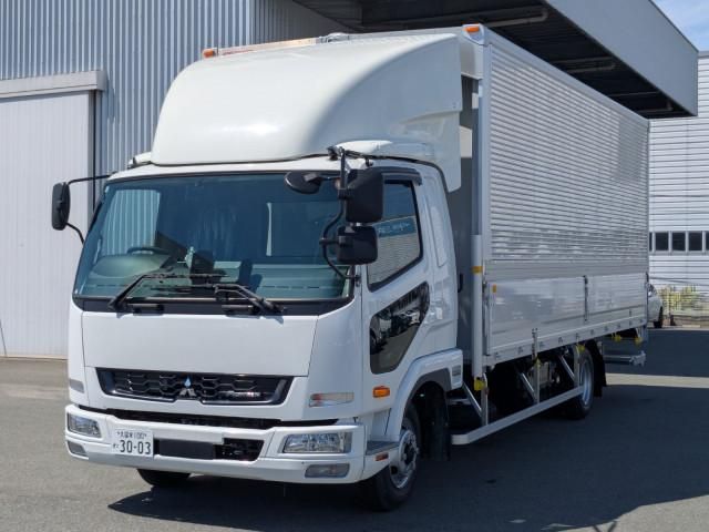 Mitsubishi FIGHTER 2025-12 6689558-0