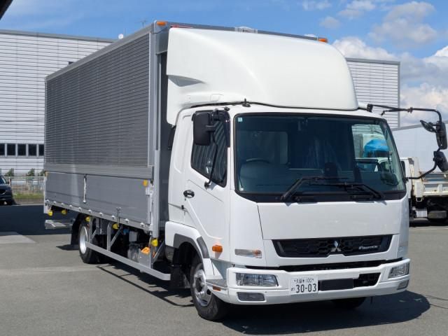 Mitsubishi FIGHTER 2025-12 6689558-1