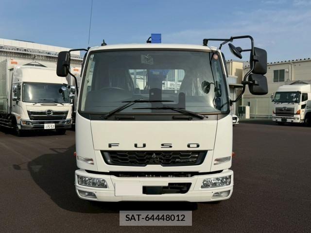 Mitsubishi FIGHTER 2025-08 6716128-1