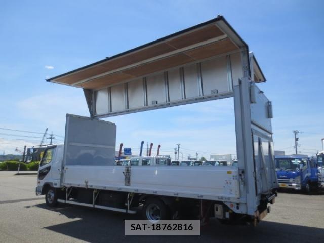 Mitsubishi FIGHTER 2020-10 6716129-10