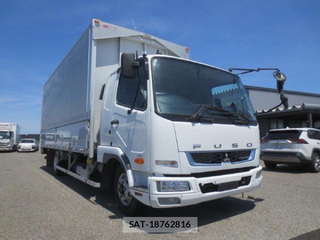 Mitsubishi FIGHTER 2020-10 6716129-1