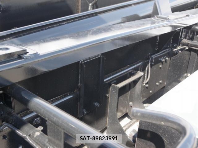 Mitsubishi FIGHTER 2015-11 6791024-5