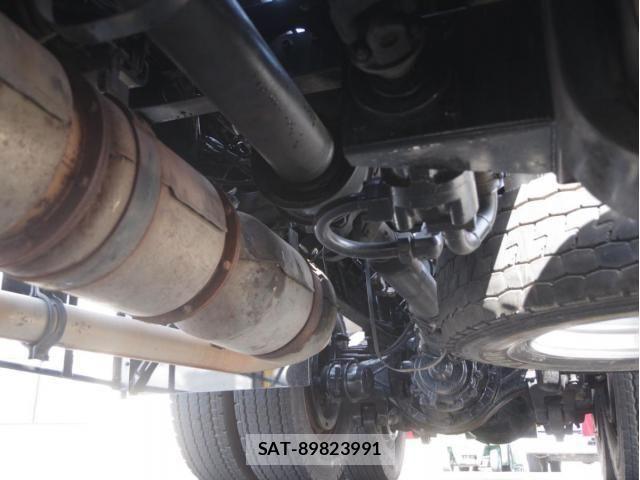 Mitsubishi FIGHTER 2015-11 6791024-7