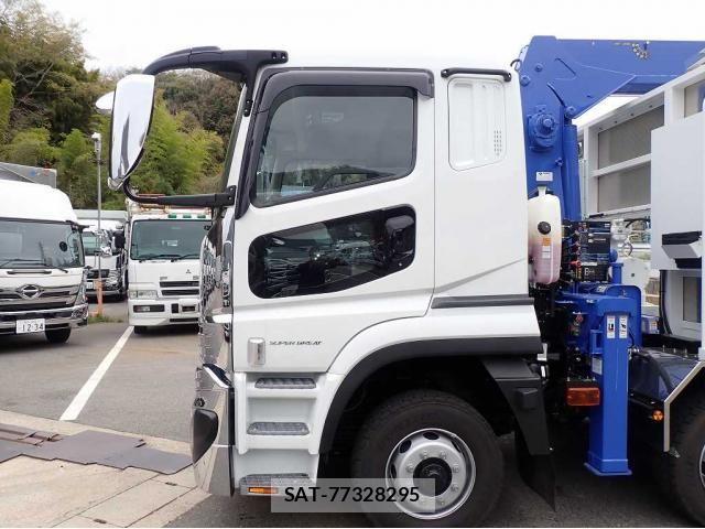 Mitsubishi FIGHTER 2025-10 6791025-13