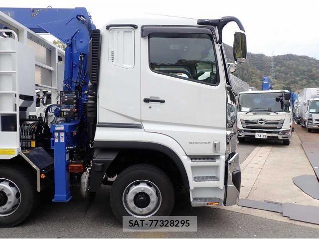 Mitsubishi FIGHTER 2025-10 6791025-14