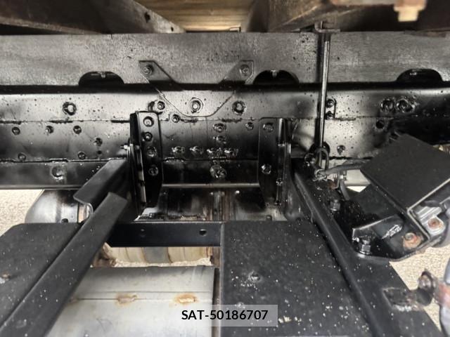 Mitsubishi FIGHTER 2018-06 6791022-21
