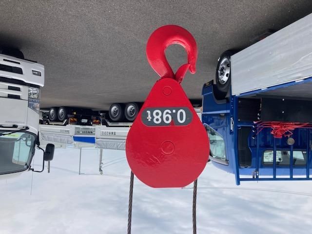 Mitsubishi FIGHTER 2019-03 6805399-14