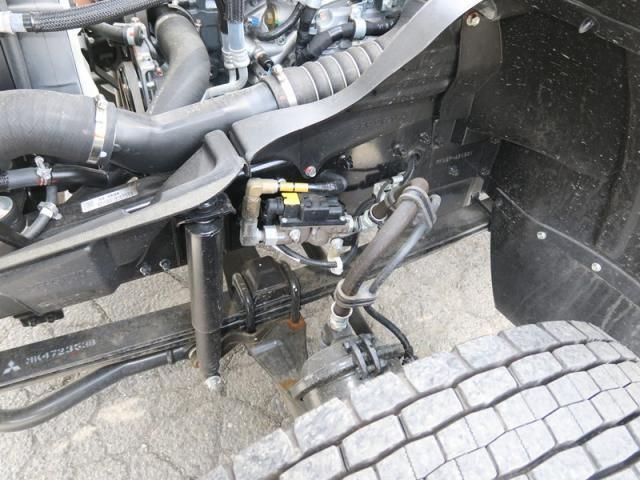 Mitsubishi FIGHTER 2025-03 6805386-24