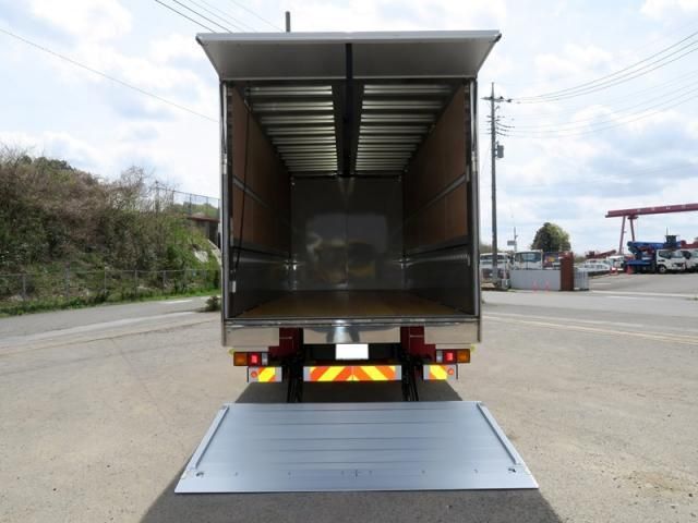Mitsubishi FIGHTER 2025-03 6805386-5