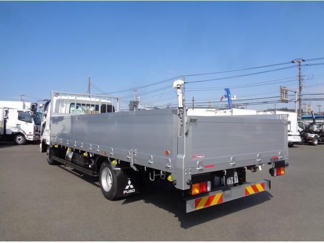 Mitsubishi FIGHTER 2026-02 6805392-3