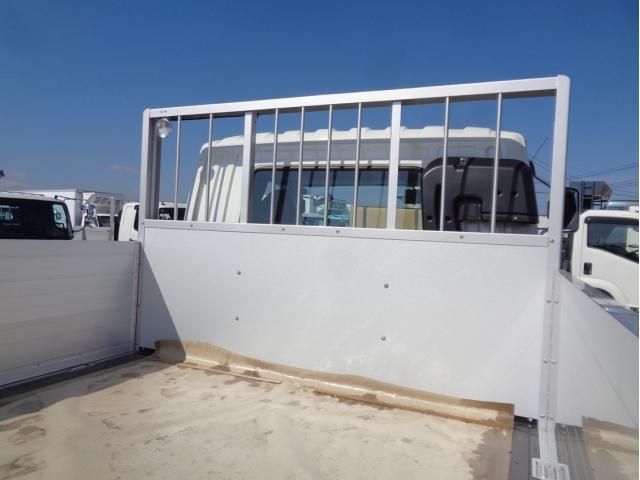 Mitsubishi FIGHTER 2026-02 6805390-5
