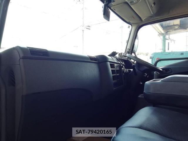 Mitsubishi FIGHTER 2015-12 6905048-27