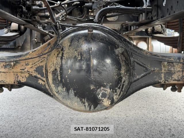 Mitsubishi FIGHTER 2011-08 6905049-20