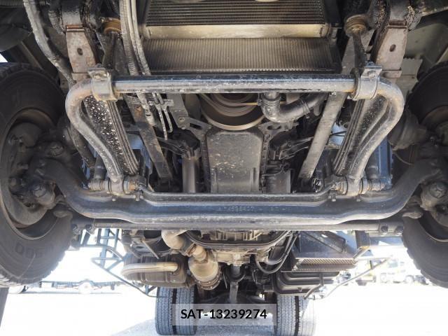 Mitsubishi FIGHTER 2012-08 6905046-9