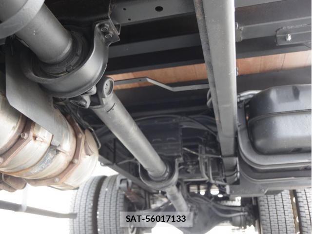 Mitsubishi FIGHTER 2014-03 6905045-9