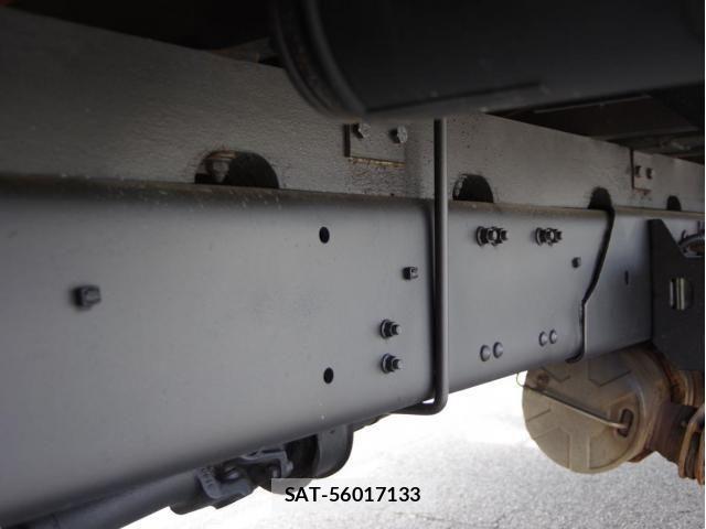Mitsubishi FIGHTER 2014-03 6905045-6