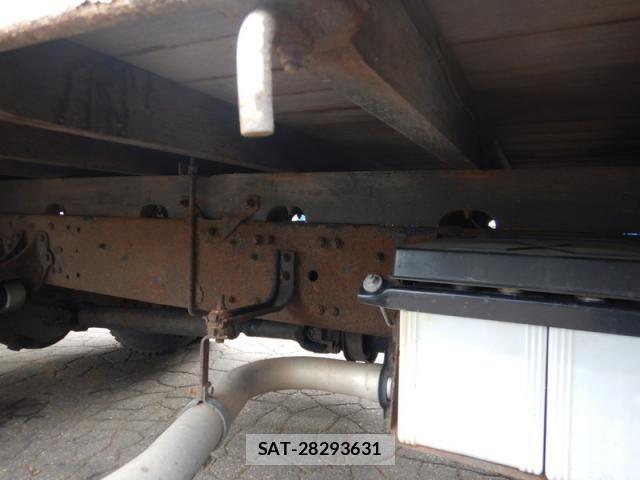 Mitsubishi FIGHTER 2002-01 6905051-9