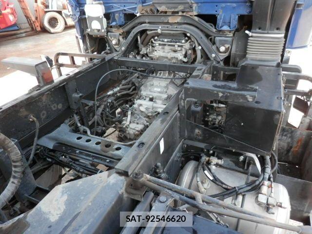 Mitsubishi FIGHTER 2020-07 6905047-11