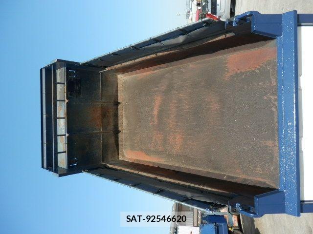 Mitsubishi FIGHTER 2020-07 6905047-5