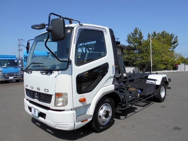 Mitsubishi FIGHTER 2011-11 6919894-0