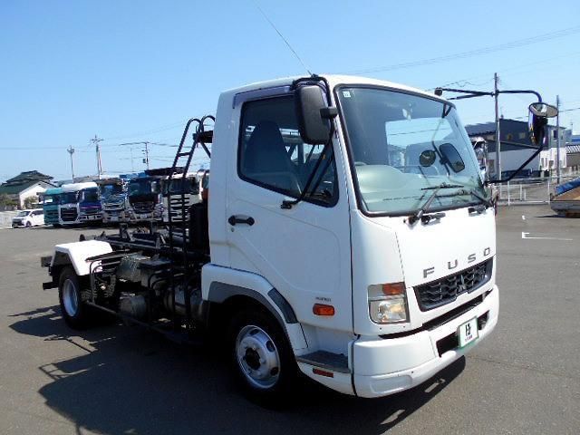 Mitsubishi FIGHTER 2011-11 6919894-1