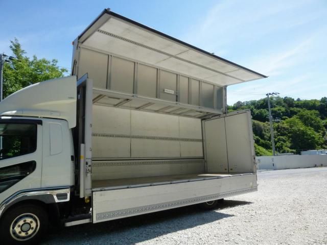Mitsubishi FIGHTER 2021-03 6964407-14