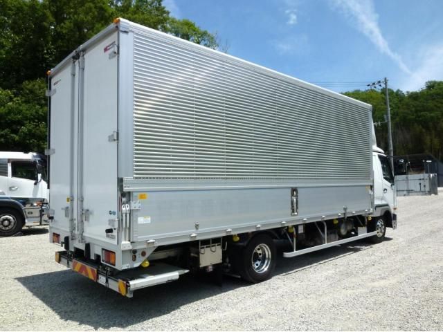 Mitsubishi FIGHTER 2021-03 6964407-3