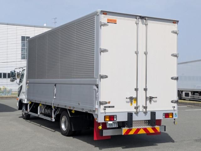 Mitsubishi FIGHTER 2025-03 6964406-2
