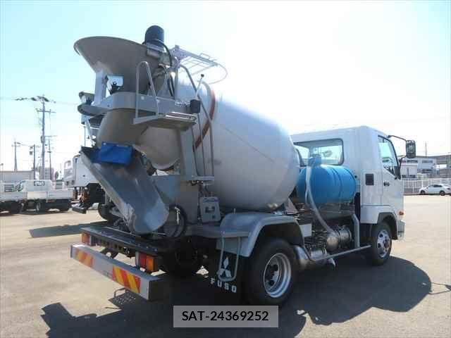 Mitsubishi FIGHTER 2026-01 7058513-5
