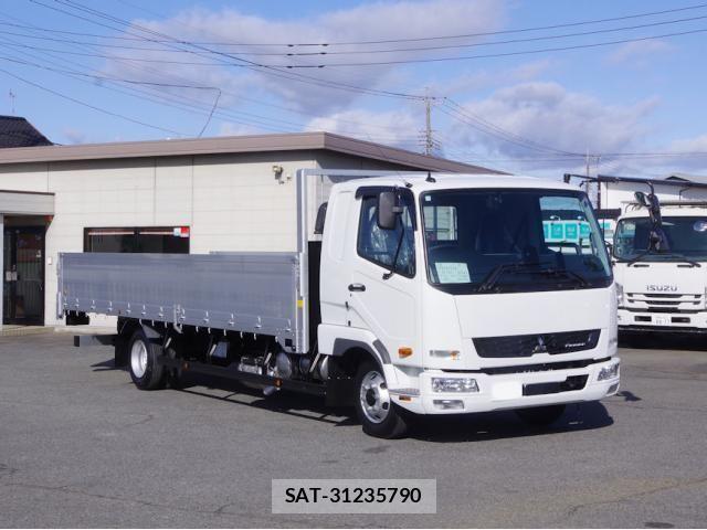 Mitsubishi FIGHTER 2026-02 7058514-1