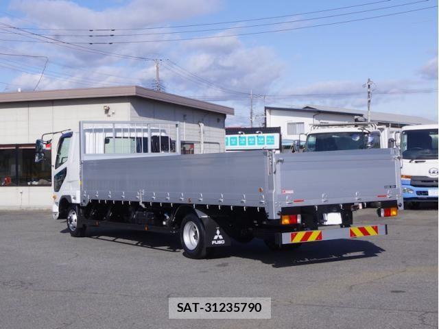 Mitsubishi FIGHTER 2026-02 7058514-2