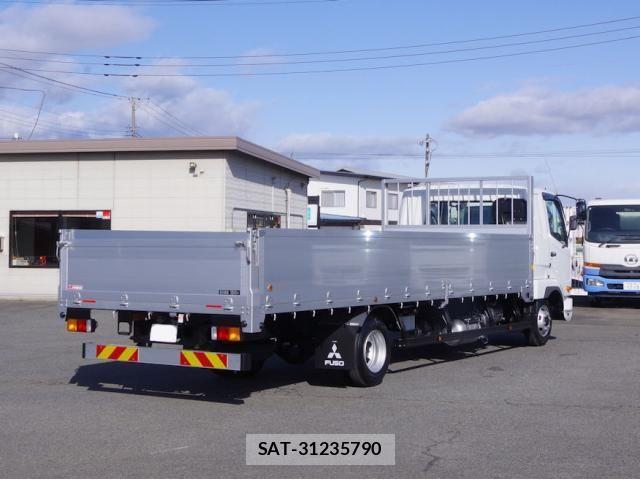 Mitsubishi FIGHTER 2026-02 7058514-3