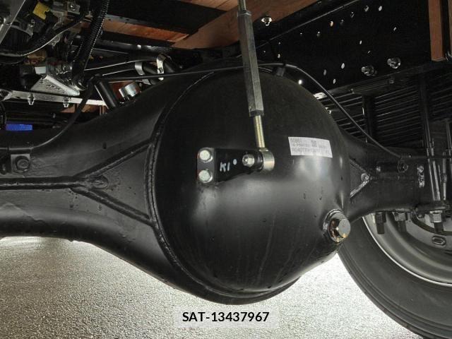 Mitsubishi FIGHTER 2026-02 7058507-15