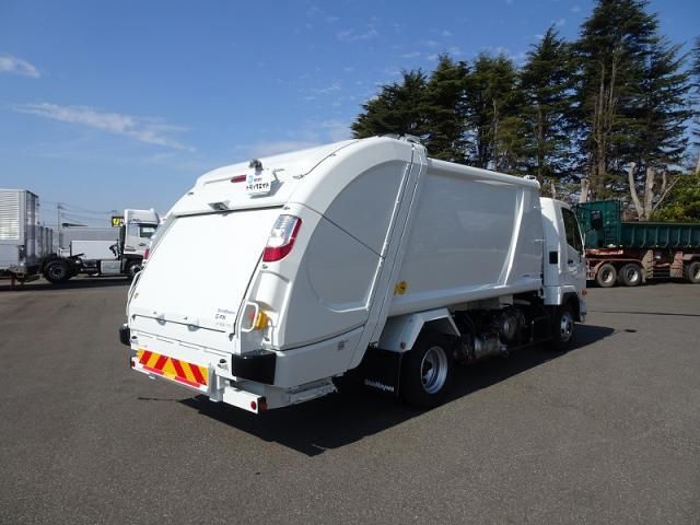 Mitsubishi FIGHTER 2026-02 7199588-2