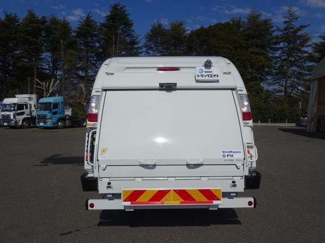 Mitsubishi FIGHTER 2026-02 7199588-5